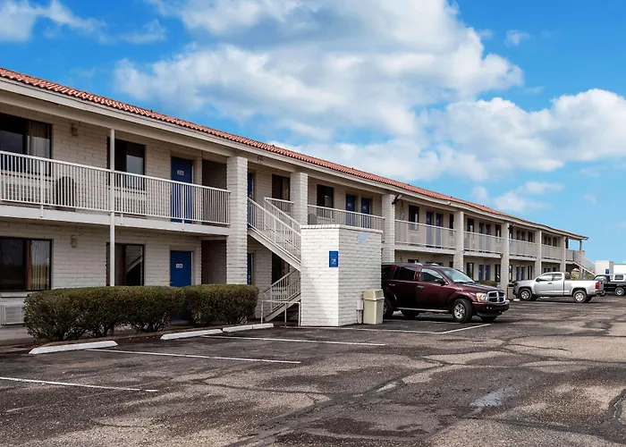 6 Eloy Arizona Casa Grande Hotel Arizola